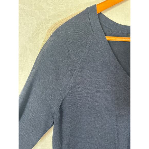 Banana Republic Sweater Medium Navy Blue Extra Fine Merino Wool Cream Rib Stripe - Picture 3 of 7